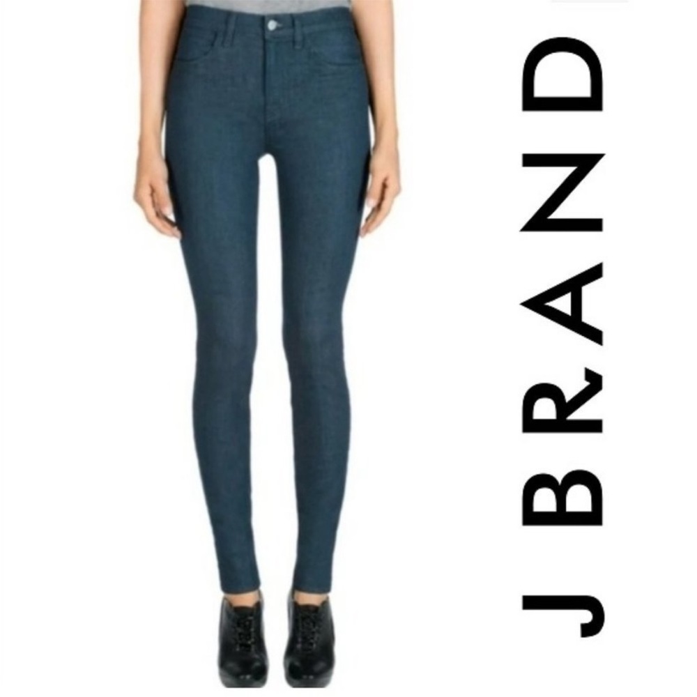 J BRAND Jeans Super Skinny Womens 26
Serpentine Medium Wash $199